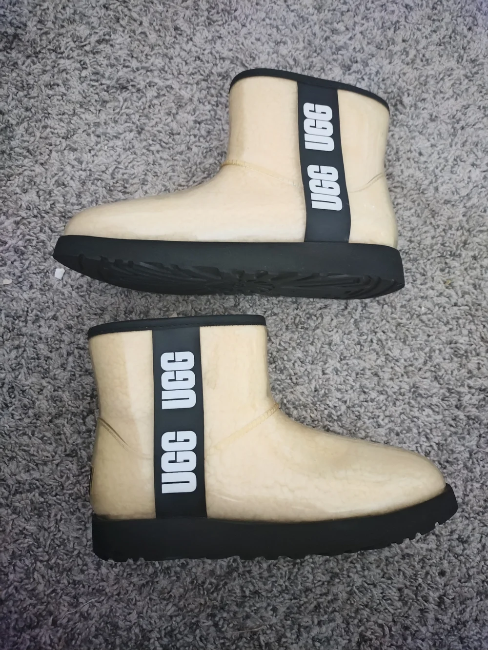 UGG Women's Short Waterproof Rain Boots in Chestnut and Black Trim